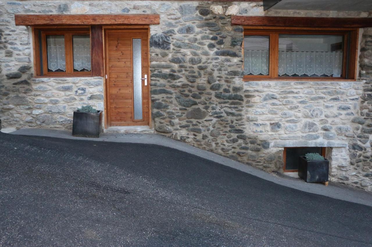 Maison De Village Au Pied Des 3 Vallees Villarlurin Buitenkant foto