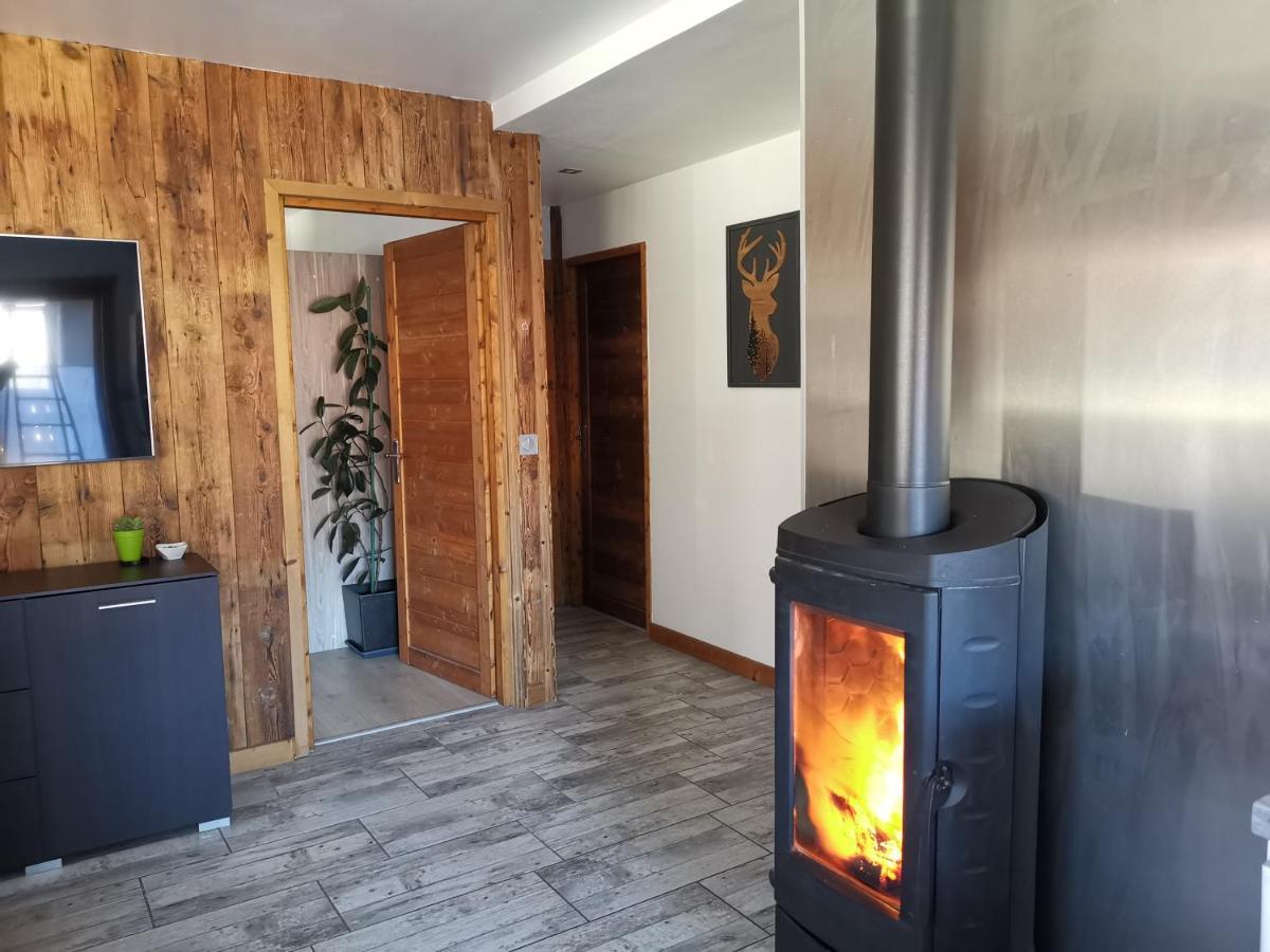 Maison De Village Au Pied Des 3 Vallees Villarlurin Buitenkant foto